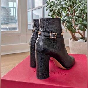 Authentic Valentino Garavani Leather Ankle Booties – Size 37